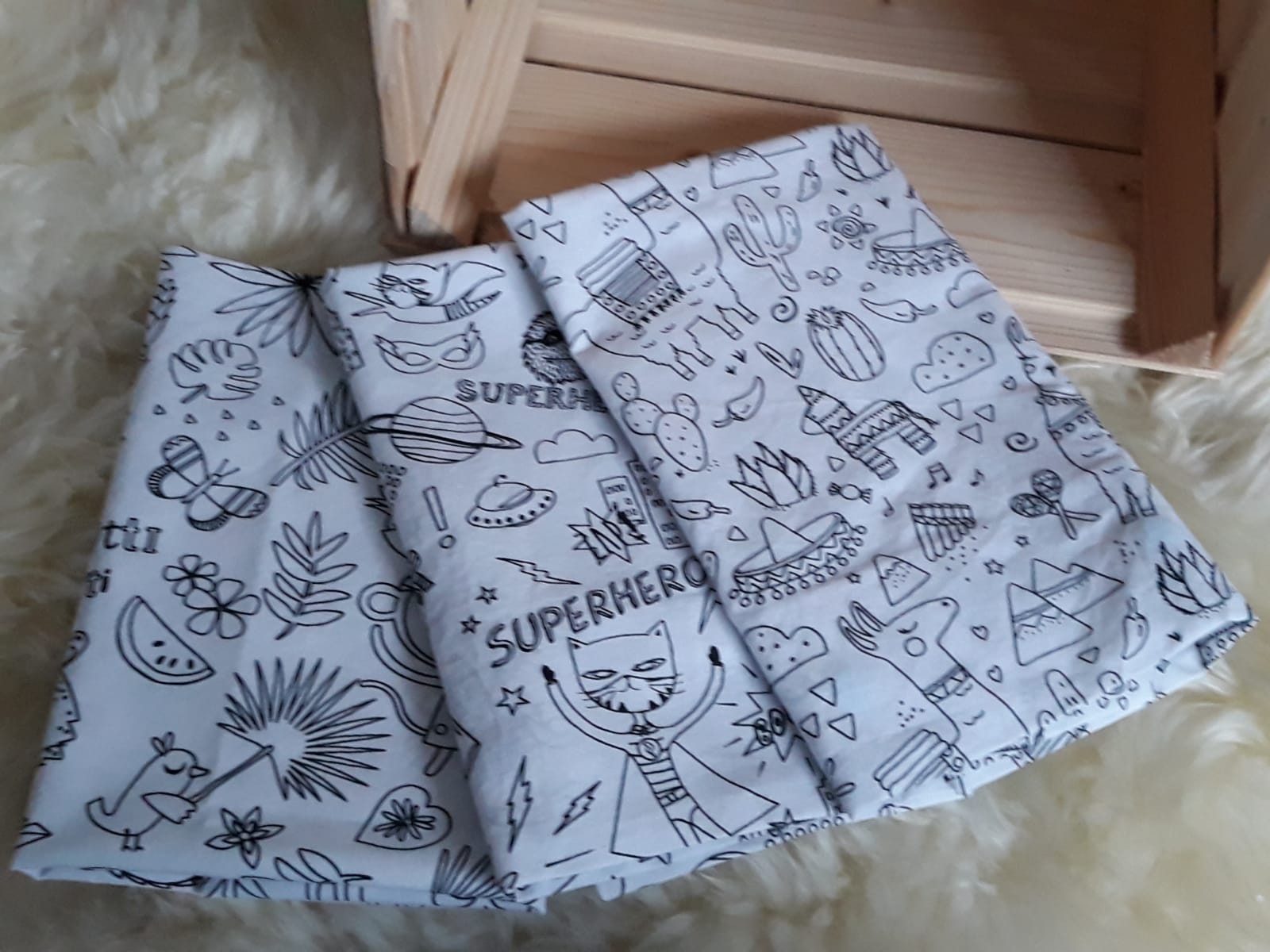Je Kissenhülle 10€
100% Baumwolle
Maschinenwaschbar bei 40°C
